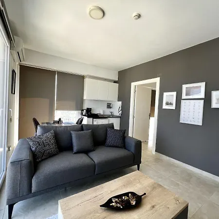 Sea View Flat 10 Min To In Kyrenia 凯里尼亚